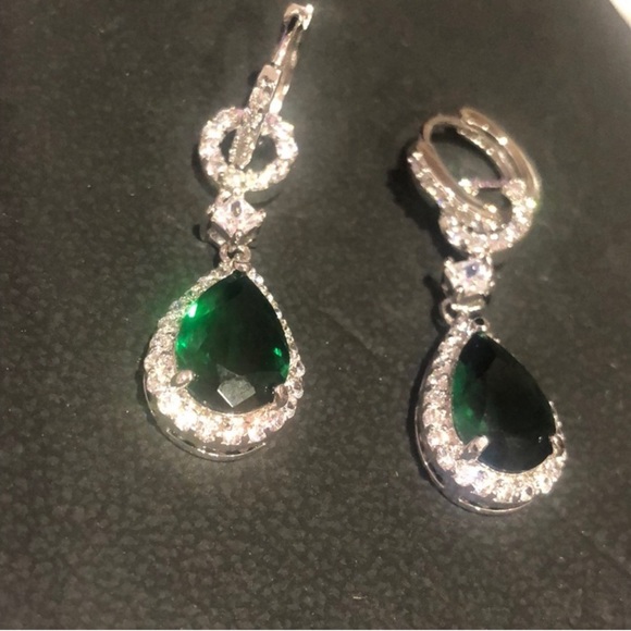 Emerald Teardrop Cubic Zirconia Dangle Earring,NWT-Boutique - Picture 4 of 4